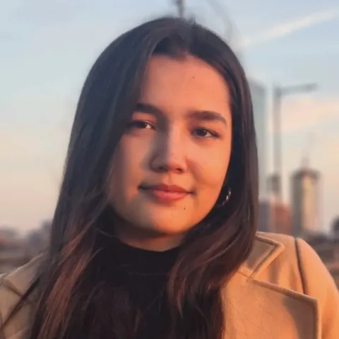 Headshot of Gozel Dovranova