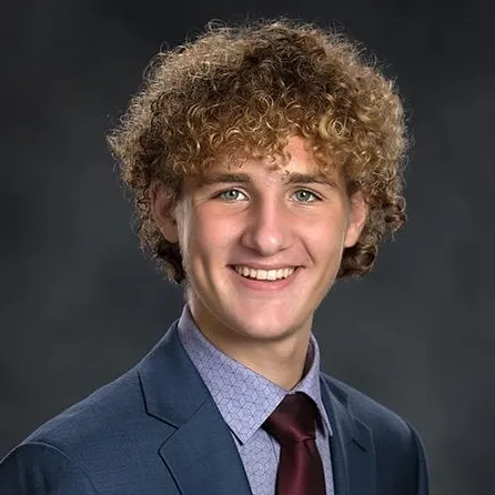 Headshot of Logan Hammond
