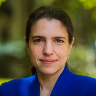 Headshot of Heather Kulik