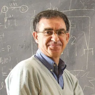 Headshot of Tomaso Poggio 