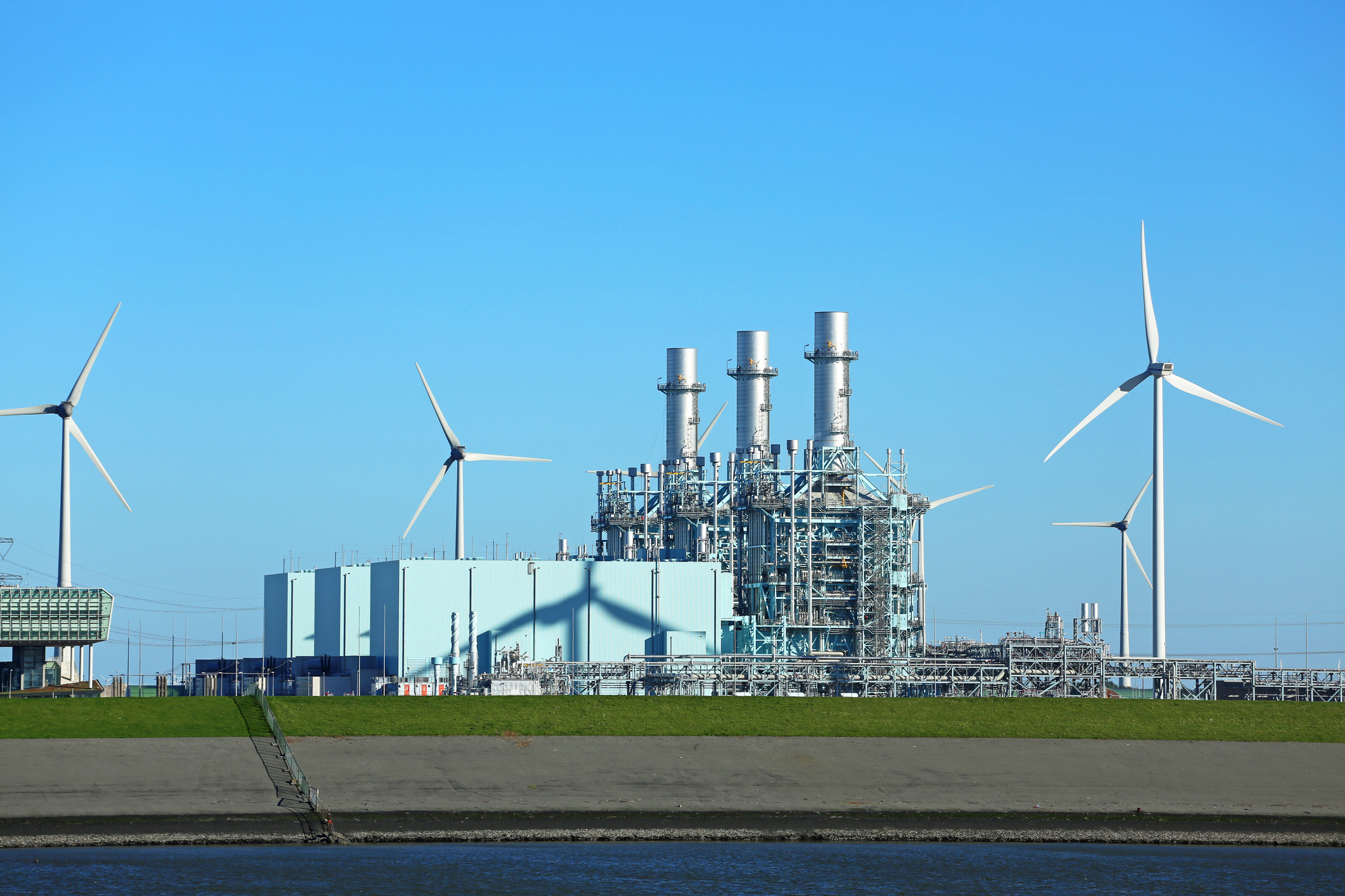 Decarbonizing industry at scale